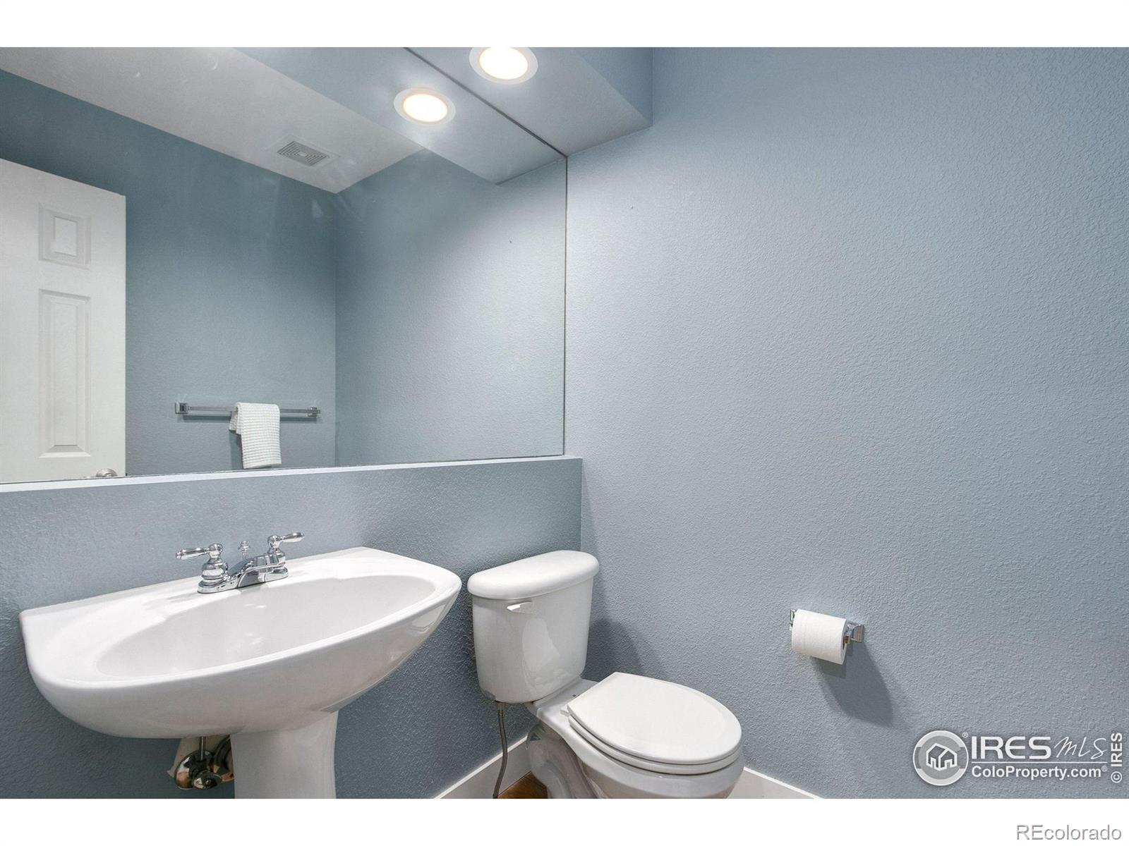 MLS Image #14 for 145  bayside circle,windsor, Colorado