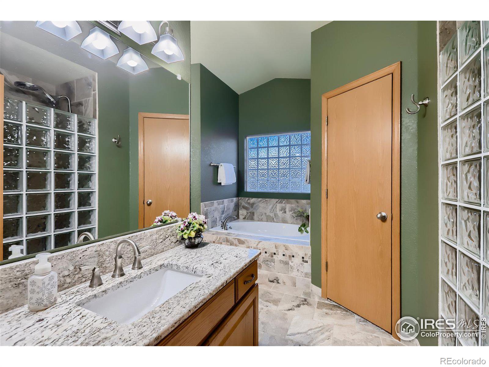 MLS Image #7 for 2072  calhoun court,loveland, Colorado