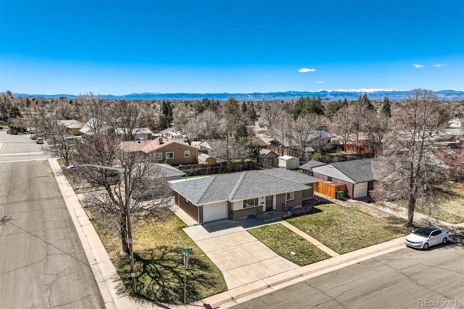 MLS Image #14 for 11748 e alaska avenue,aurora, Colorado