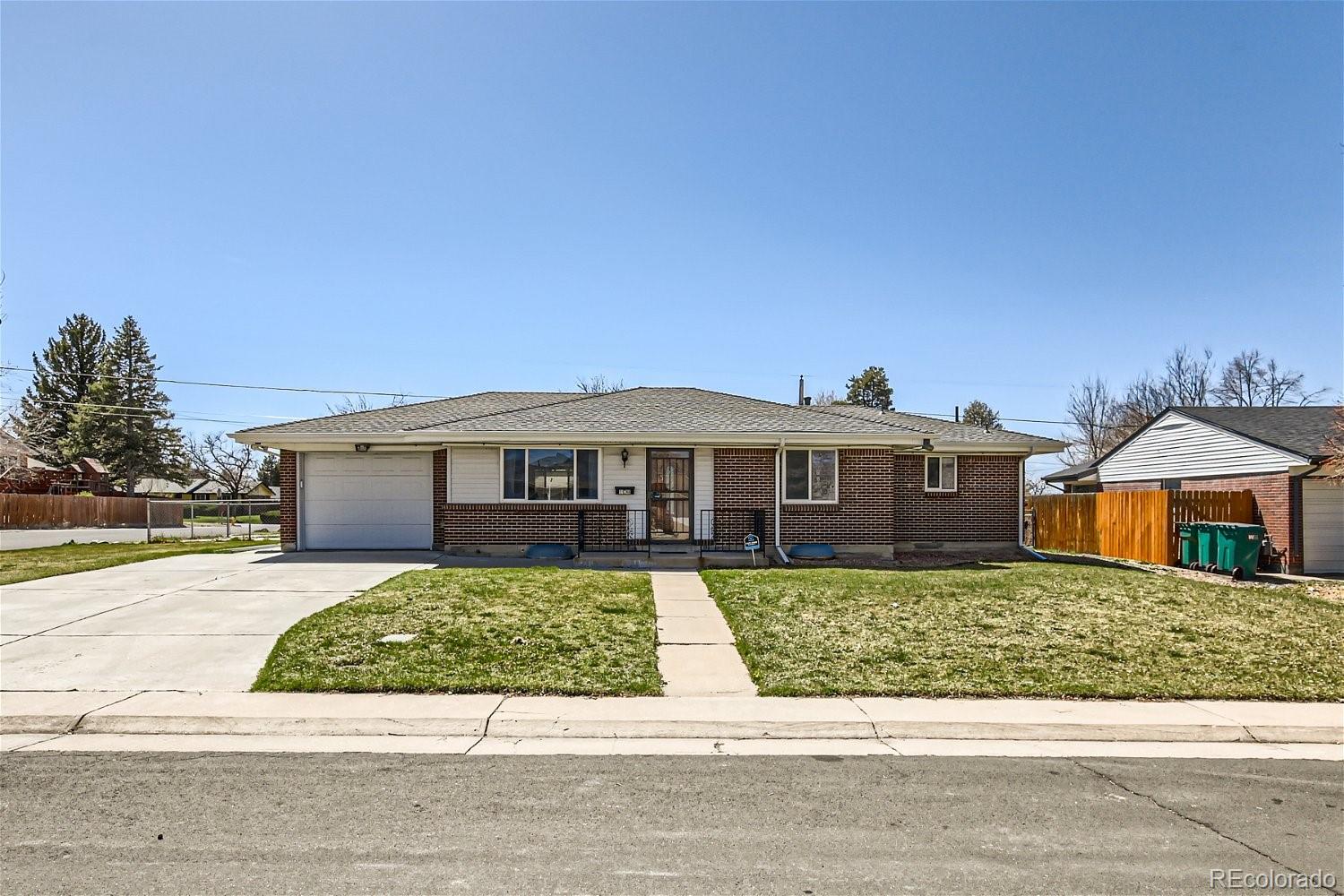 MLS Image #2 for 11748 e alaska avenue,aurora, Colorado