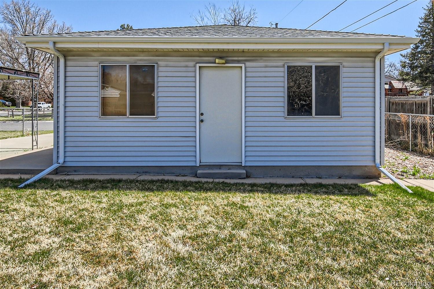 MLS Image #32 for 11748 e alaska avenue,aurora, Colorado