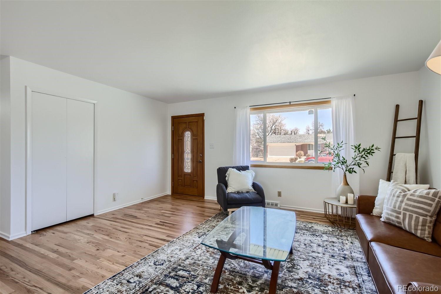 MLS Image #7 for 11748 e alaska avenue,aurora, Colorado