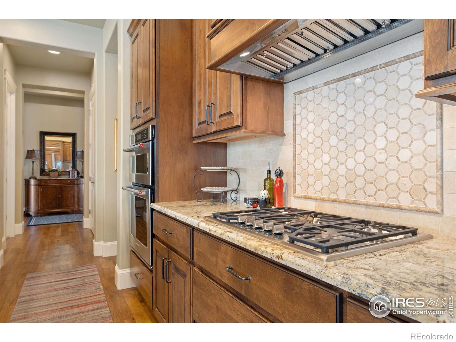 MLS Image #12 for 5524  elk grove court,loveland, Colorado