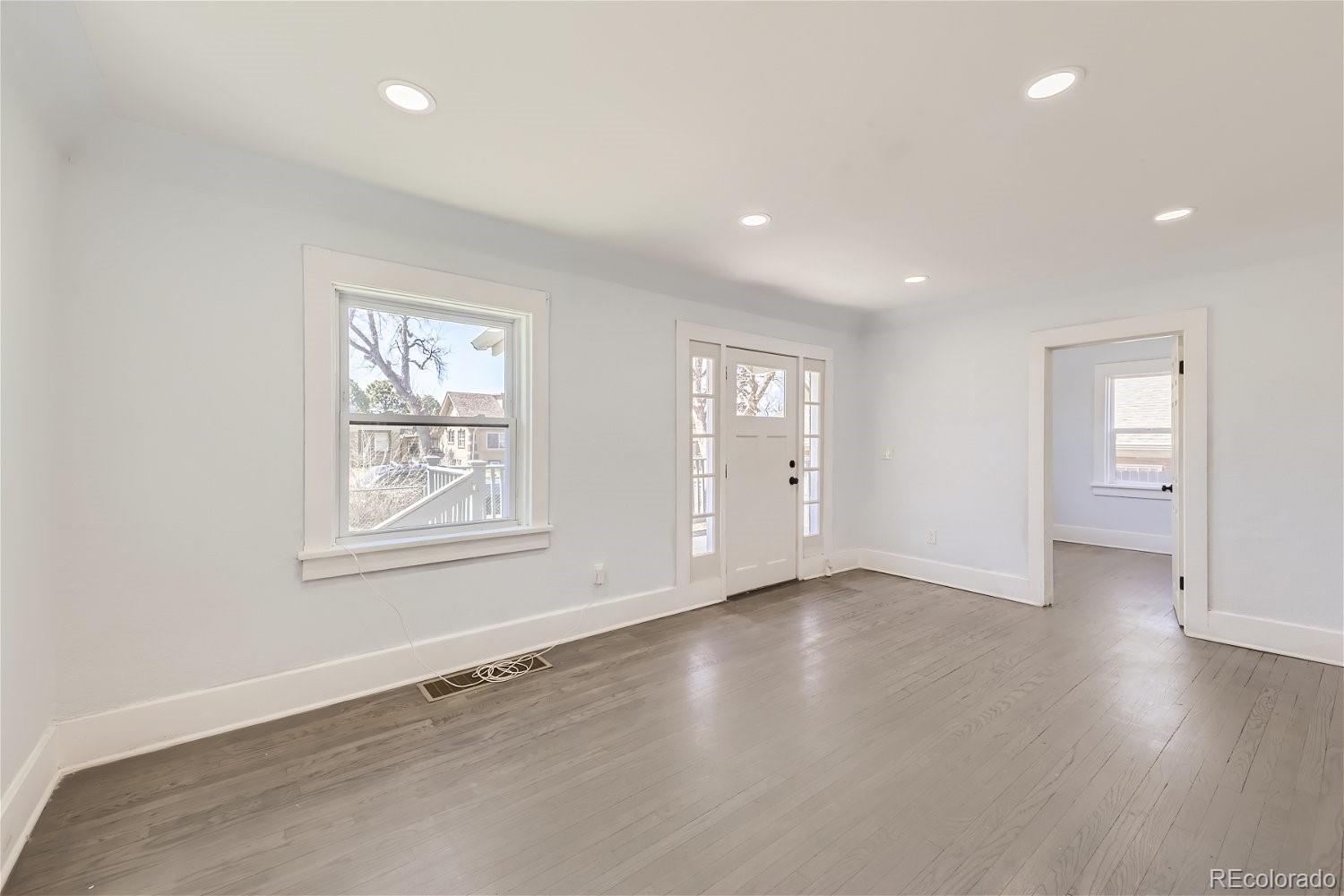 MLS Image #2 for 1410  clinton street,aurora, Colorado