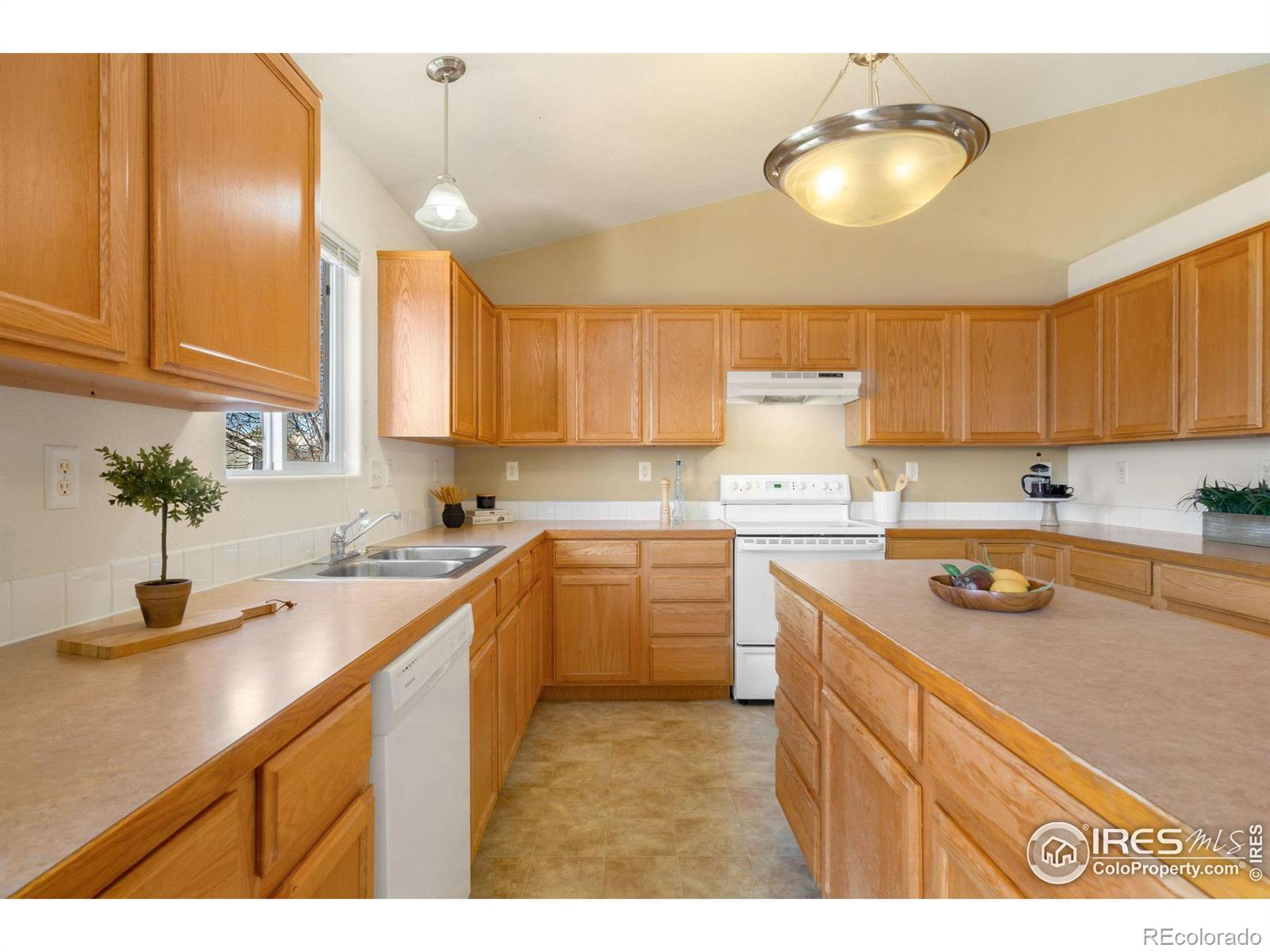 MLS Image #6 for 3599  whetstone way,mead, Colorado