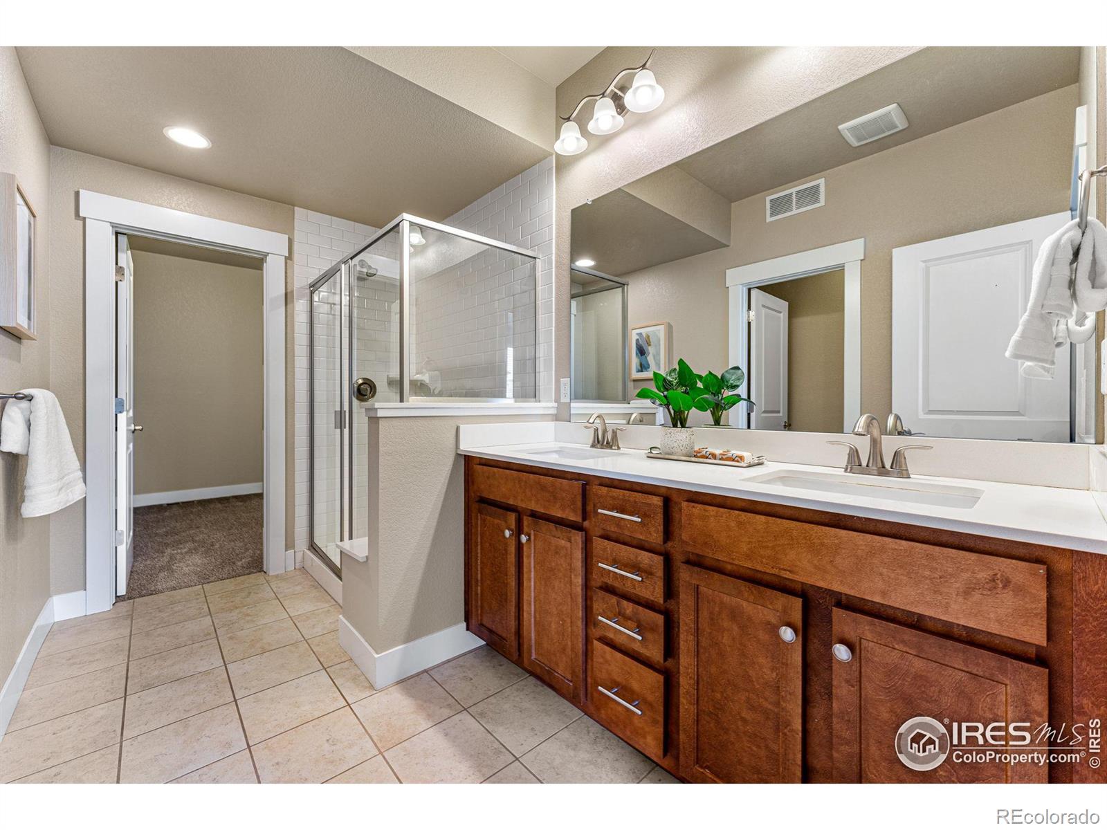 MLS Image #13 for 9765 w stanford avenue,denver, Colorado