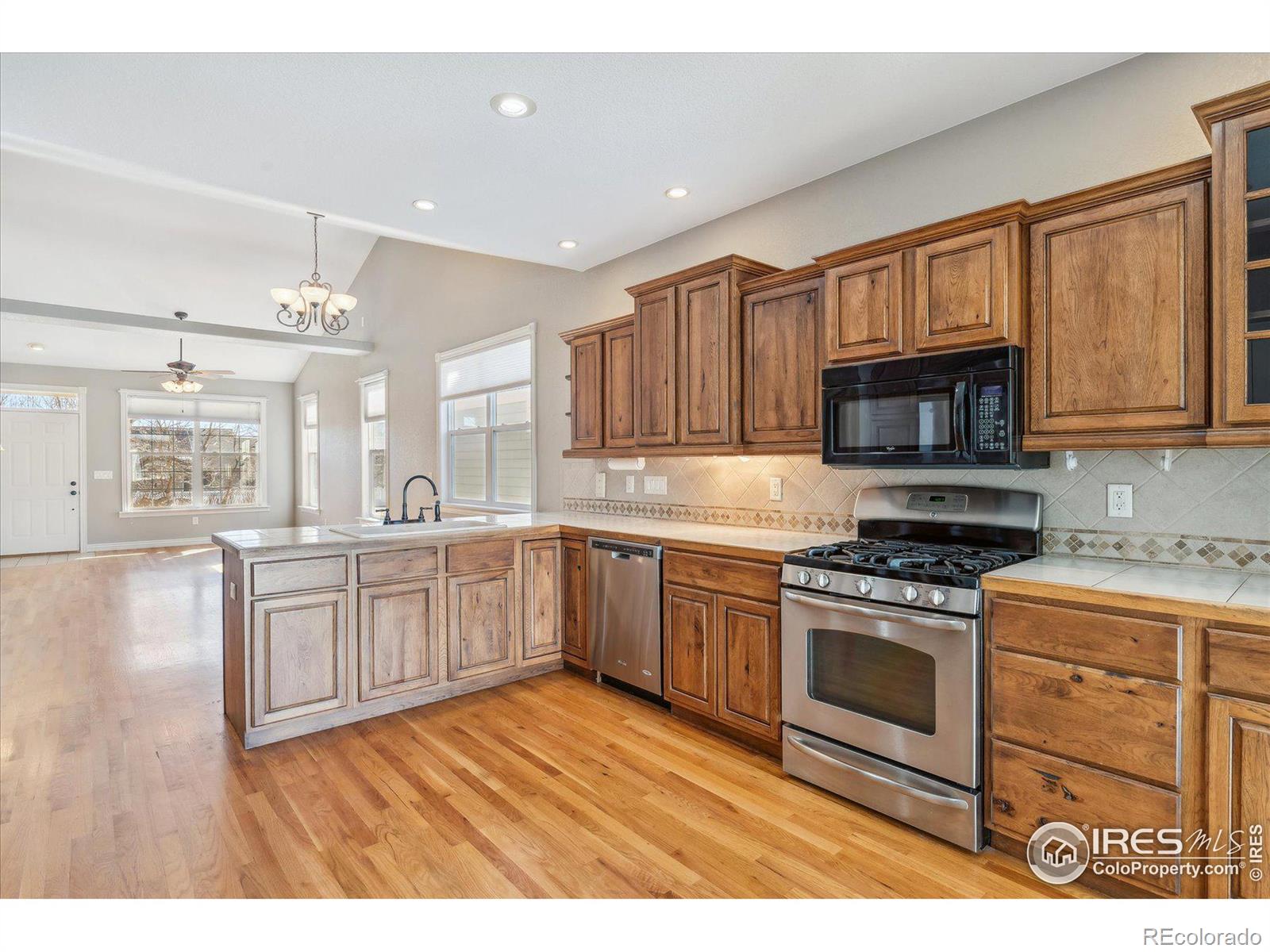 MLS Image #13 for 746  gateway park lane,berthoud, Colorado