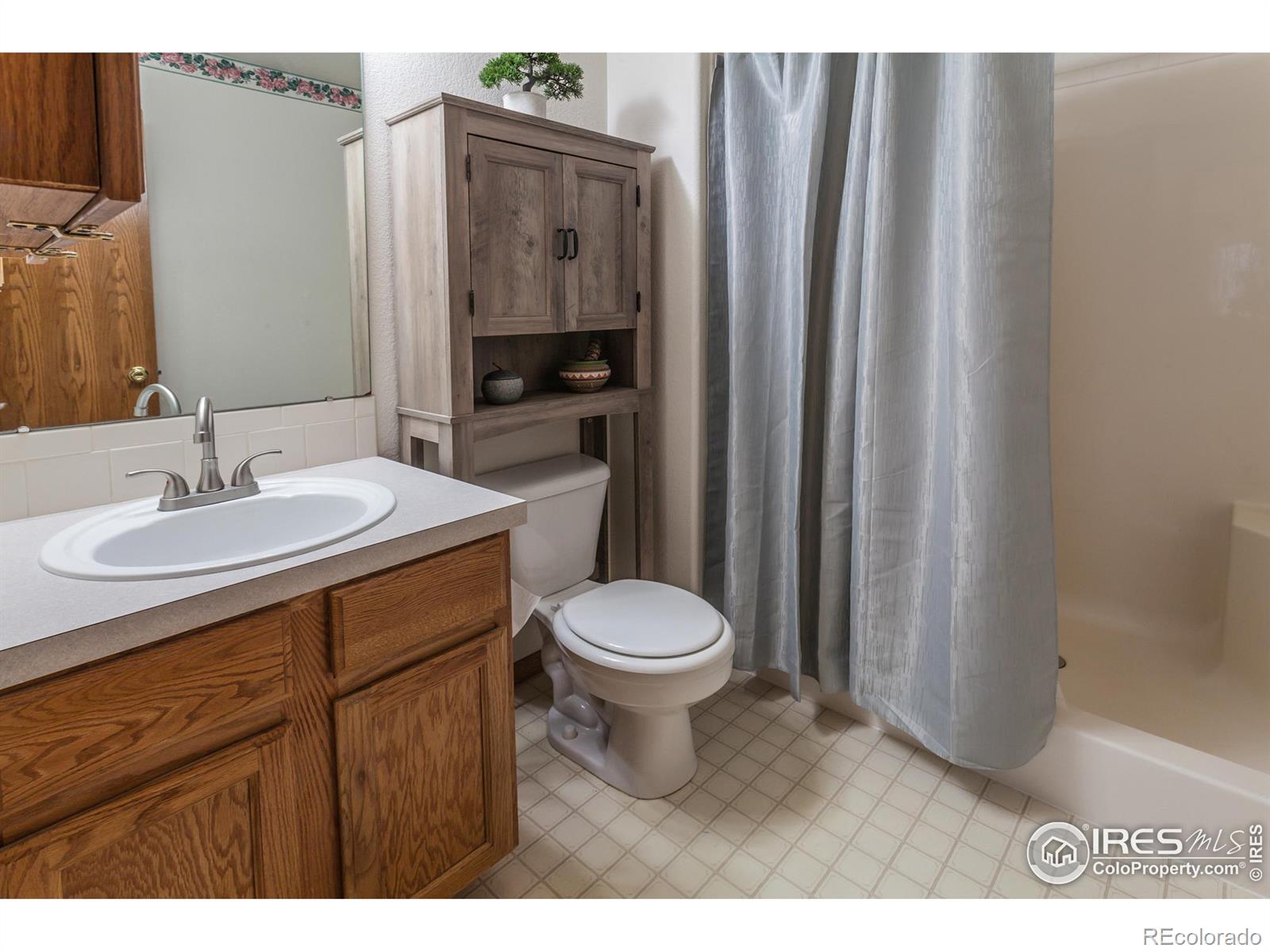 MLS Image #12 for 2106  tristi court,johnstown, Colorado