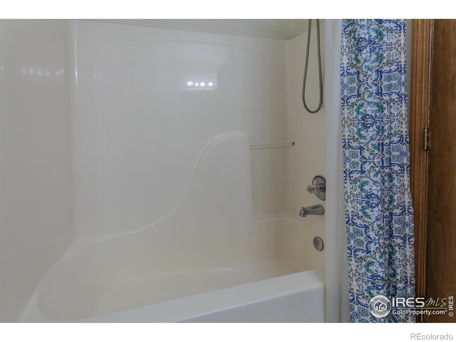 MLS Image #16 for 2106  tristi court,johnstown, Colorado
