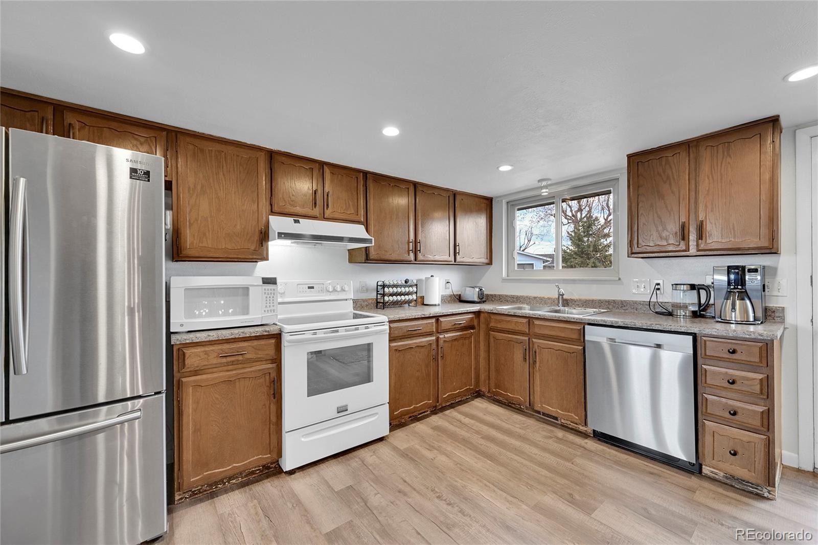 MLS Image #9 for 2519 s holland court,lakewood, Colorado