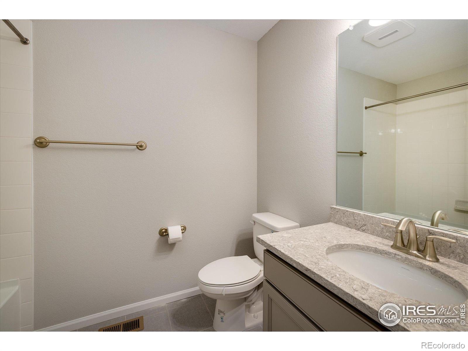 MLS Image #20 for 19228 e 64th place,denver, Colorado