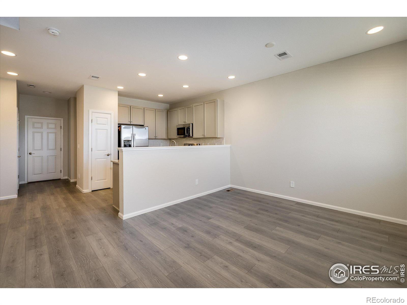 MLS Image #6 for 19228 e 64th place,denver, Colorado