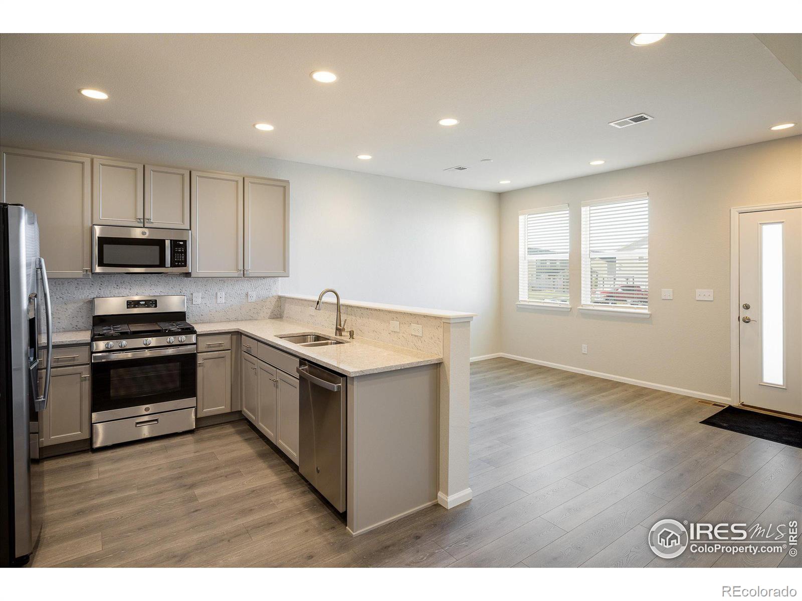 MLS Image #7 for 19228 e 64th place,denver, Colorado