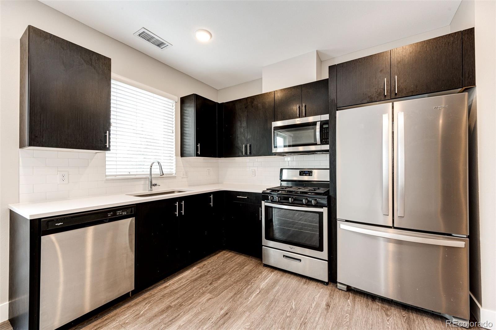 MLS Image #5 for 2374 s university boulevard,denver, Colorado