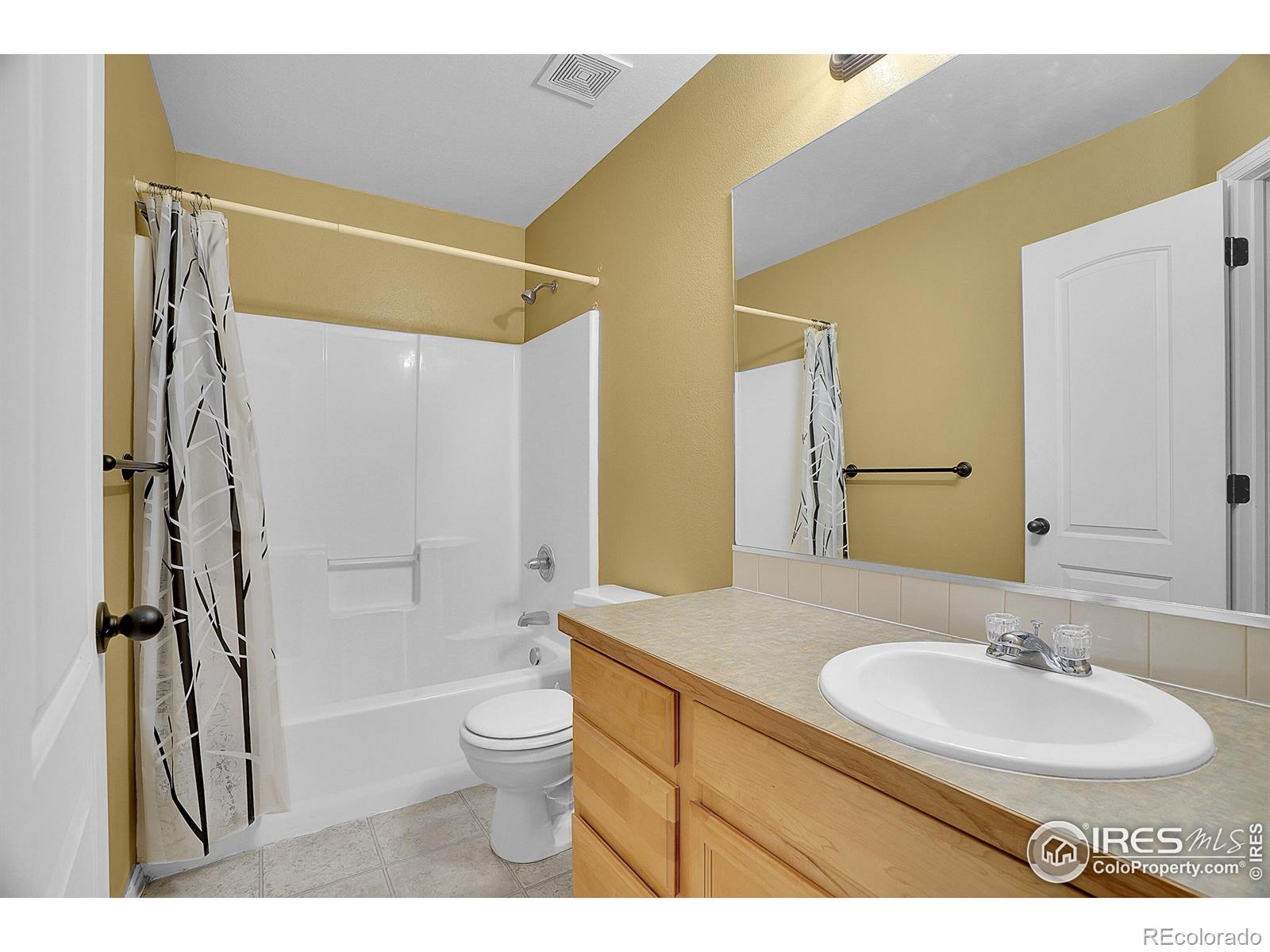 MLS Image #33 for 464  homestead lane,johnstown, Colorado