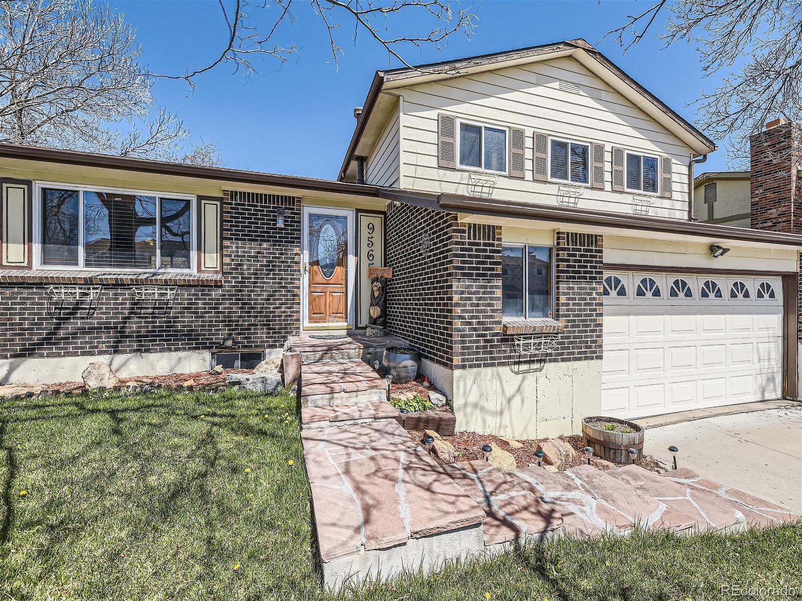 MLS Image #2 for 9565 w lake place,littleton, Colorado