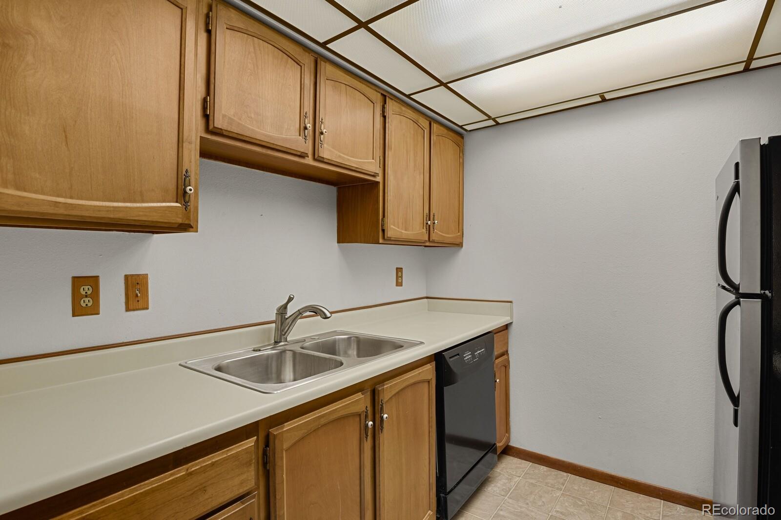 MLS Image #10 for 14467 e 1st drive b09,aurora, Colorado