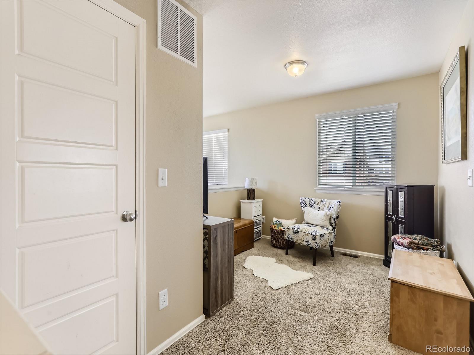 MLS Image #15 for 10217  olathe way,commerce city, Colorado