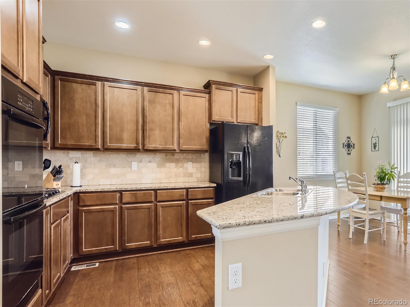 MLS Image #6 for 10217  olathe way,commerce city, Colorado