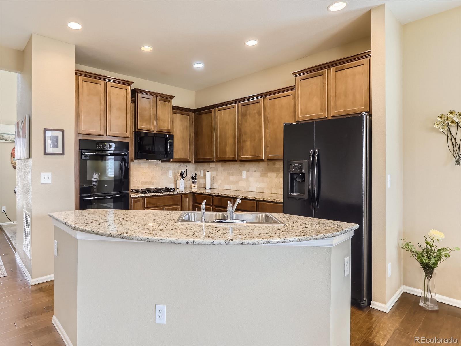 MLS Image #7 for 10217  olathe way,commerce city, Colorado