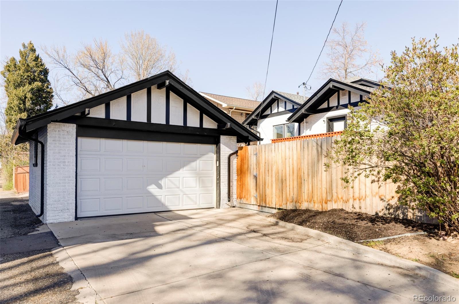 MLS Image #37 for 2203  grape street,denver, Colorado