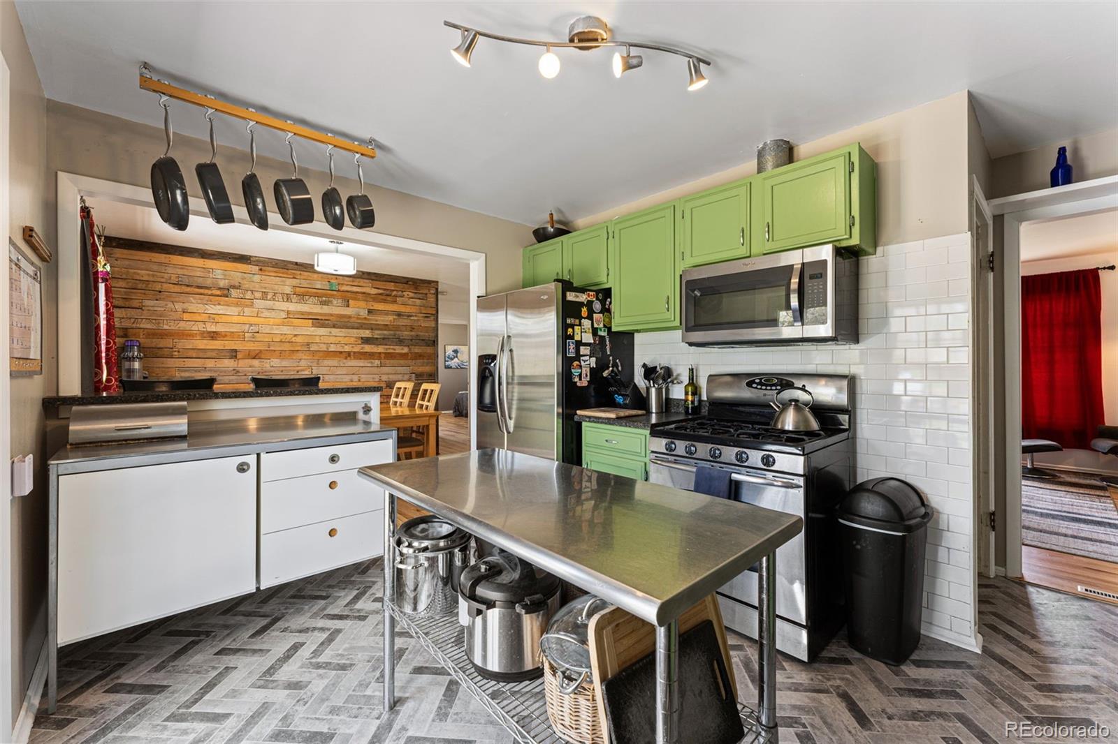 MLS Image #10 for 2750 s newton way,denver, Colorado