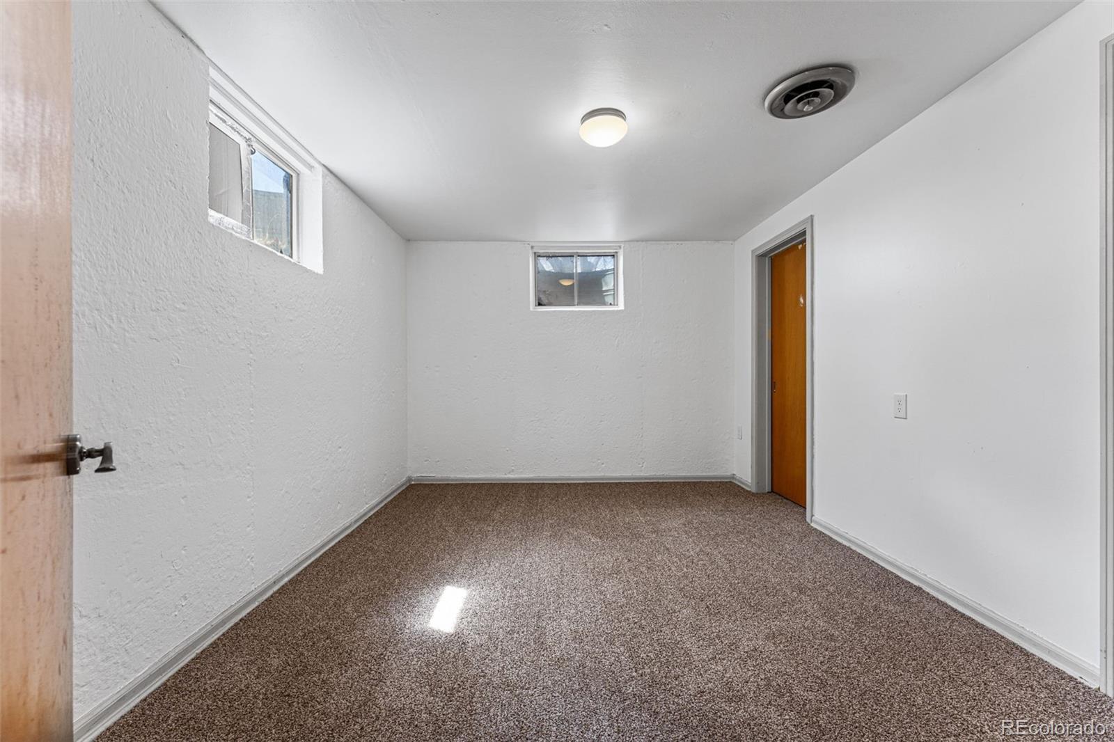 MLS Image #18 for 2750 s newton way,denver, Colorado