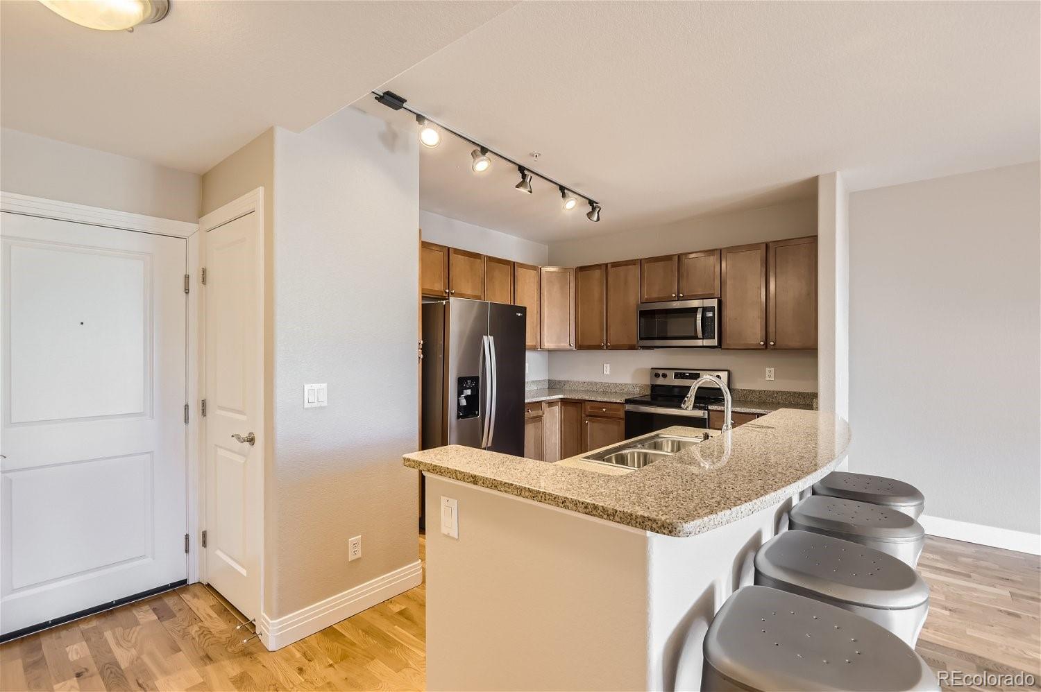 MLS Image #6 for 9079 e panorama circle 320,englewood, Colorado