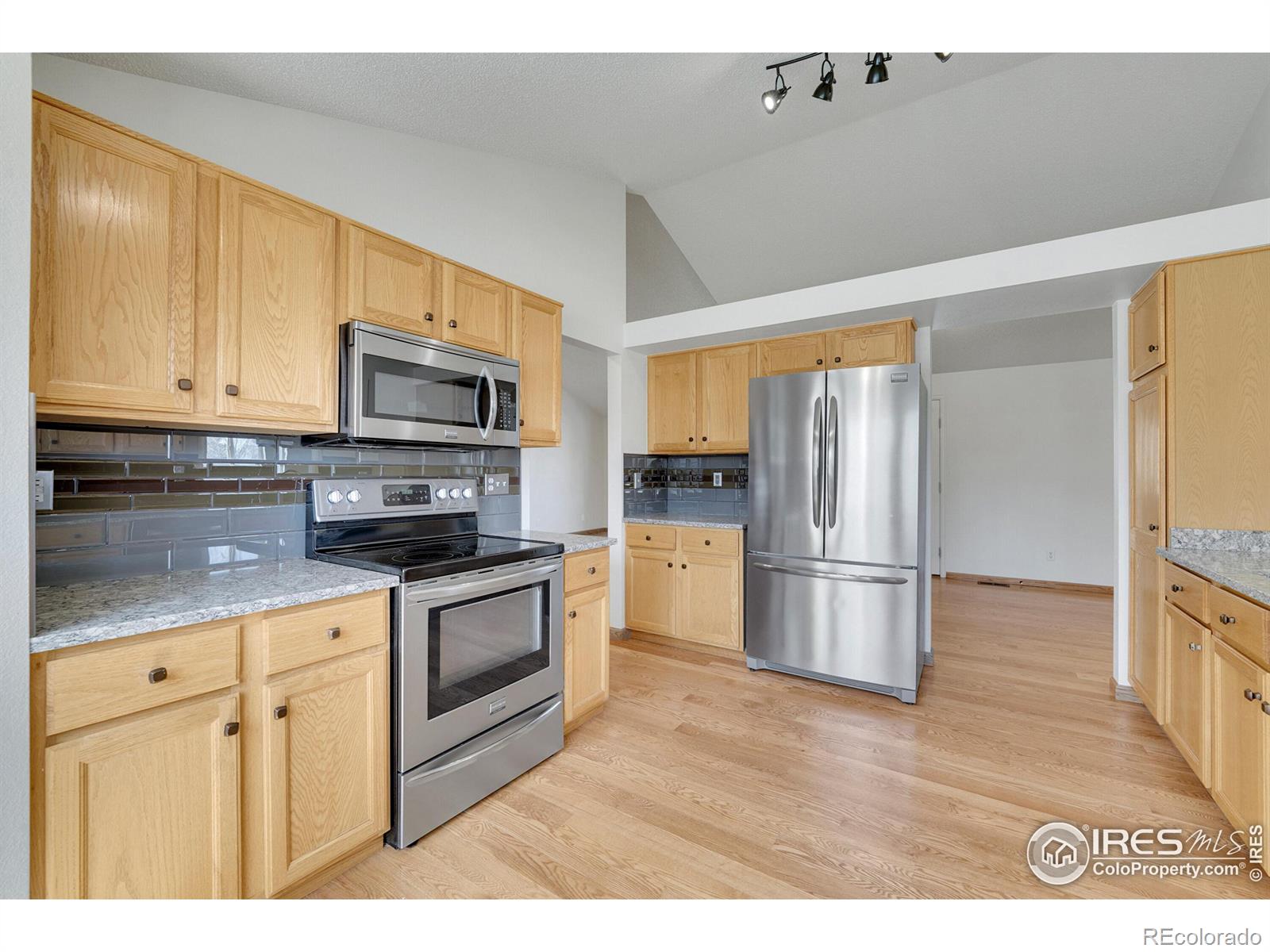 MLS Image #14 for 393  harvest point drive,erie, Colorado