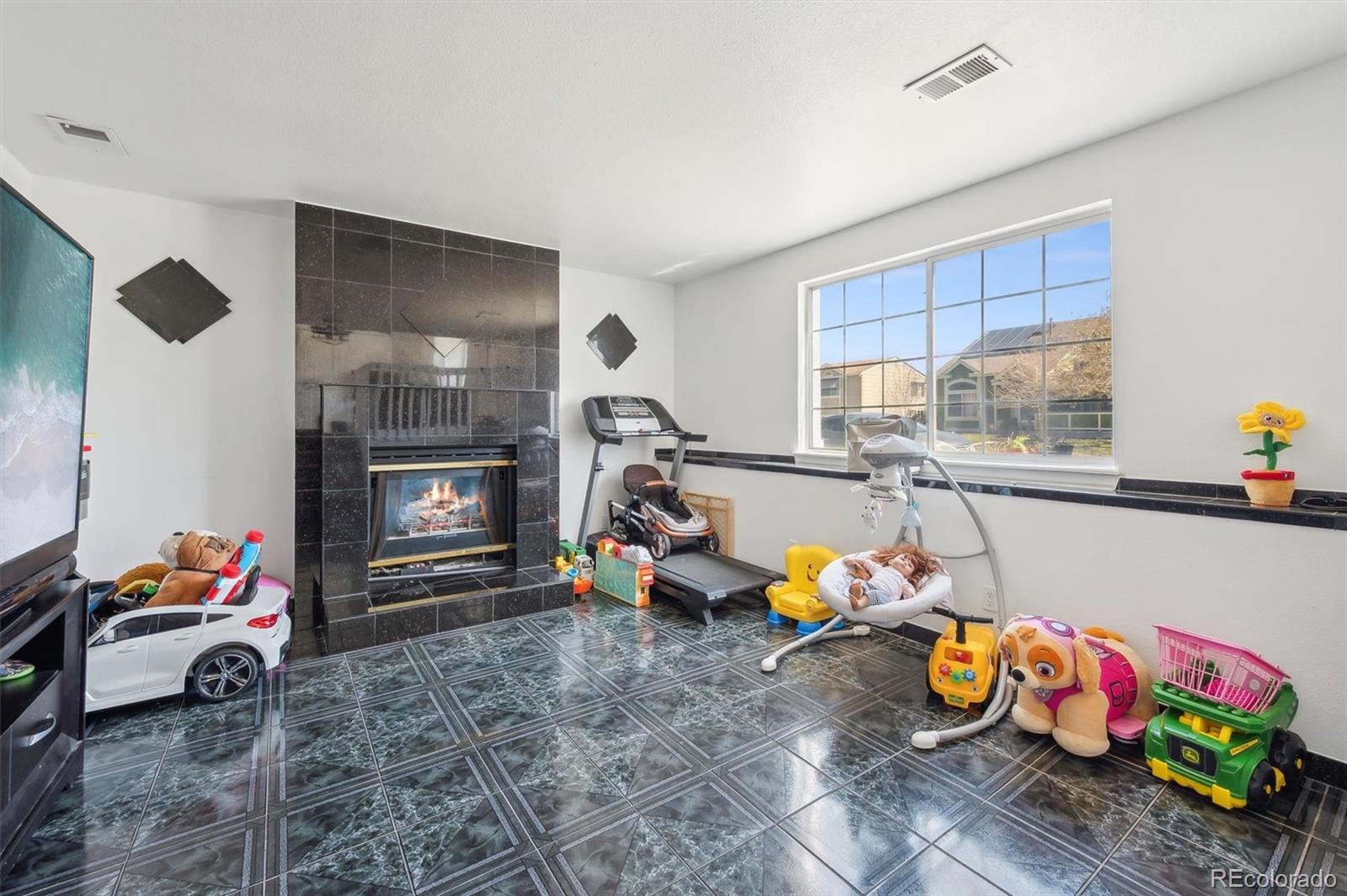 MLS Image #10 for 4385  netherland street,denver, Colorado