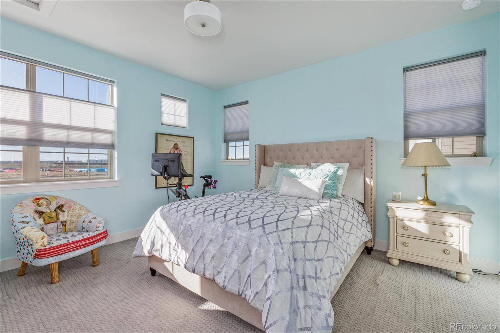 MLS Image #13 for 8852 e 47th avenue,denver, Colorado