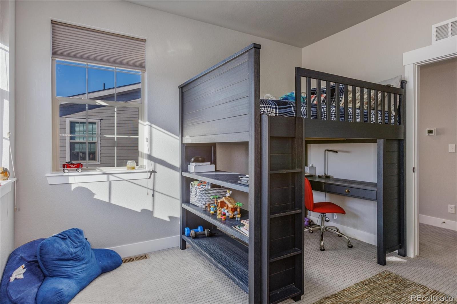 MLS Image #17 for 8852 e 47th avenue,denver, Colorado