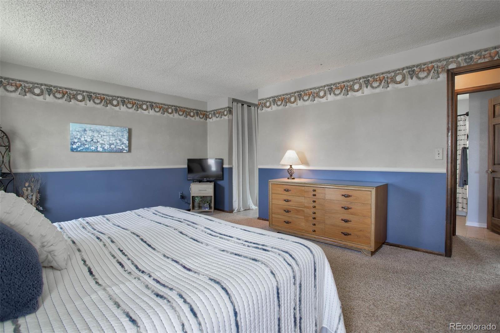 MLS Image #12 for 17996 e florida drive,aurora, Colorado