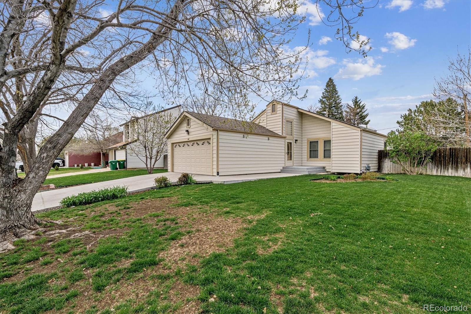 MLS Image #2 for 11511 e 1st avenue,aurora, Colorado