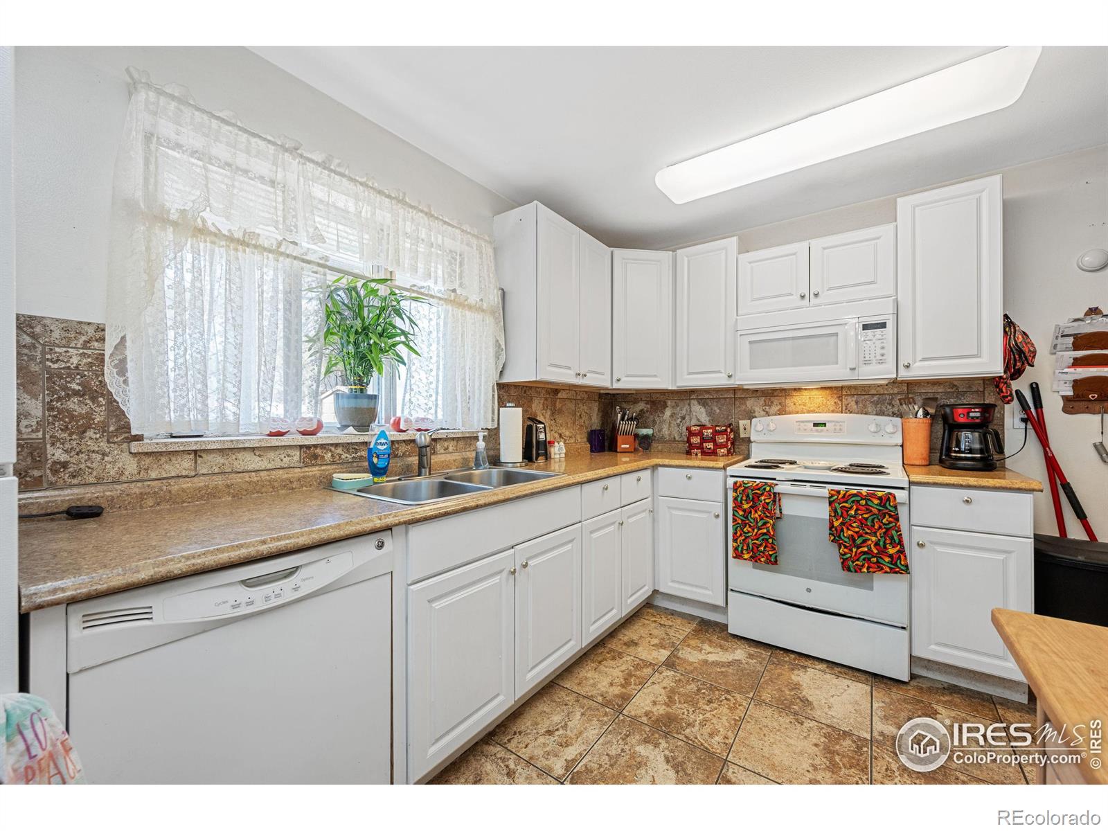 MLS Image #11 for 2639  12th ave ct,greeley, Colorado