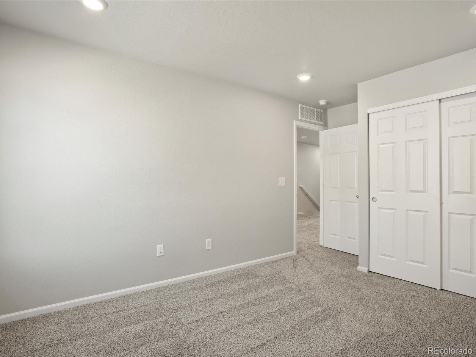 MLS Image #15 for 20942 e 66th avenue,aurora, Colorado