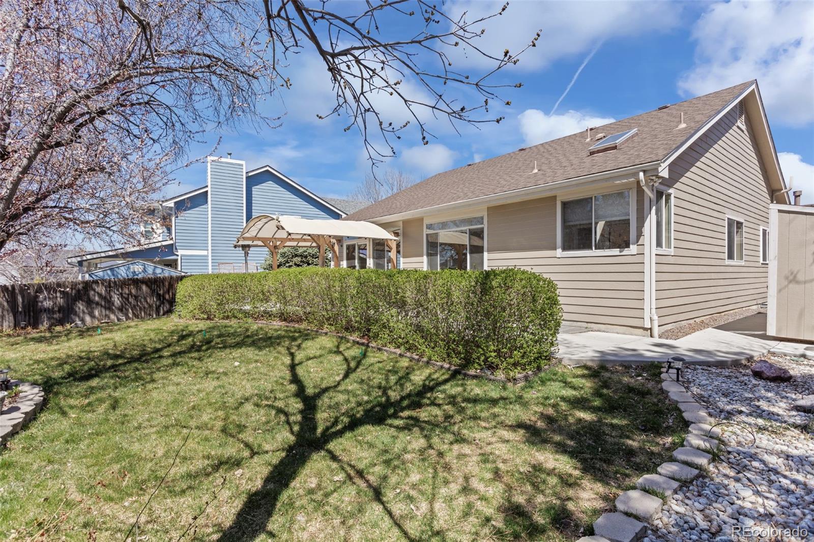 MLS Image #4 for 1611 s pitkin street,aurora, Colorado