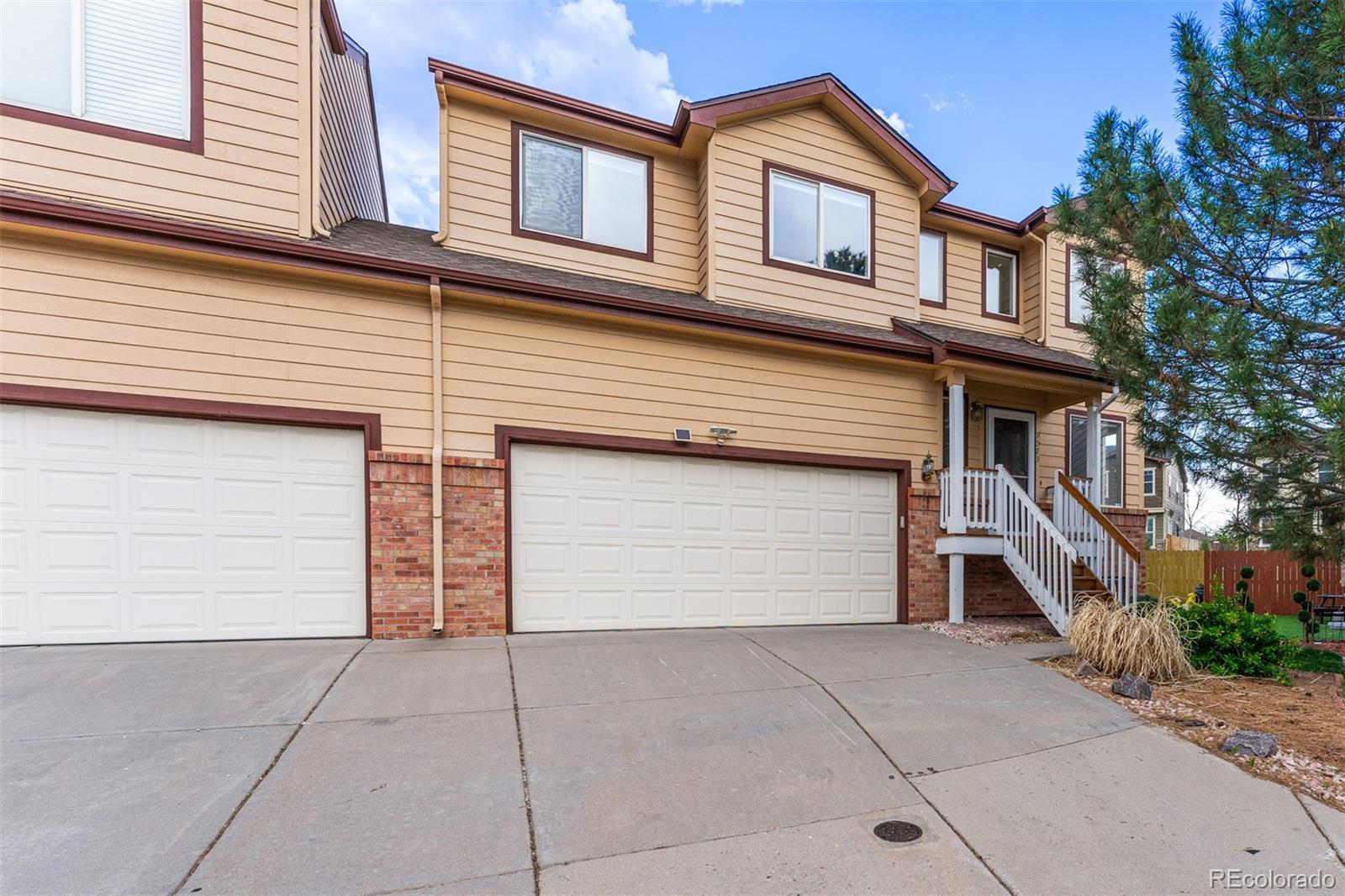 MLS Image #2 for 9573 e louisiana place,denver, Colorado