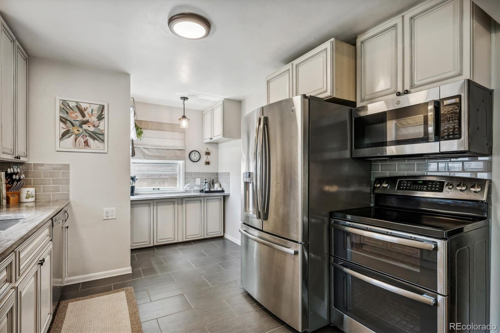 MLS Image #8 for 1100 s monroe street,denver, Colorado