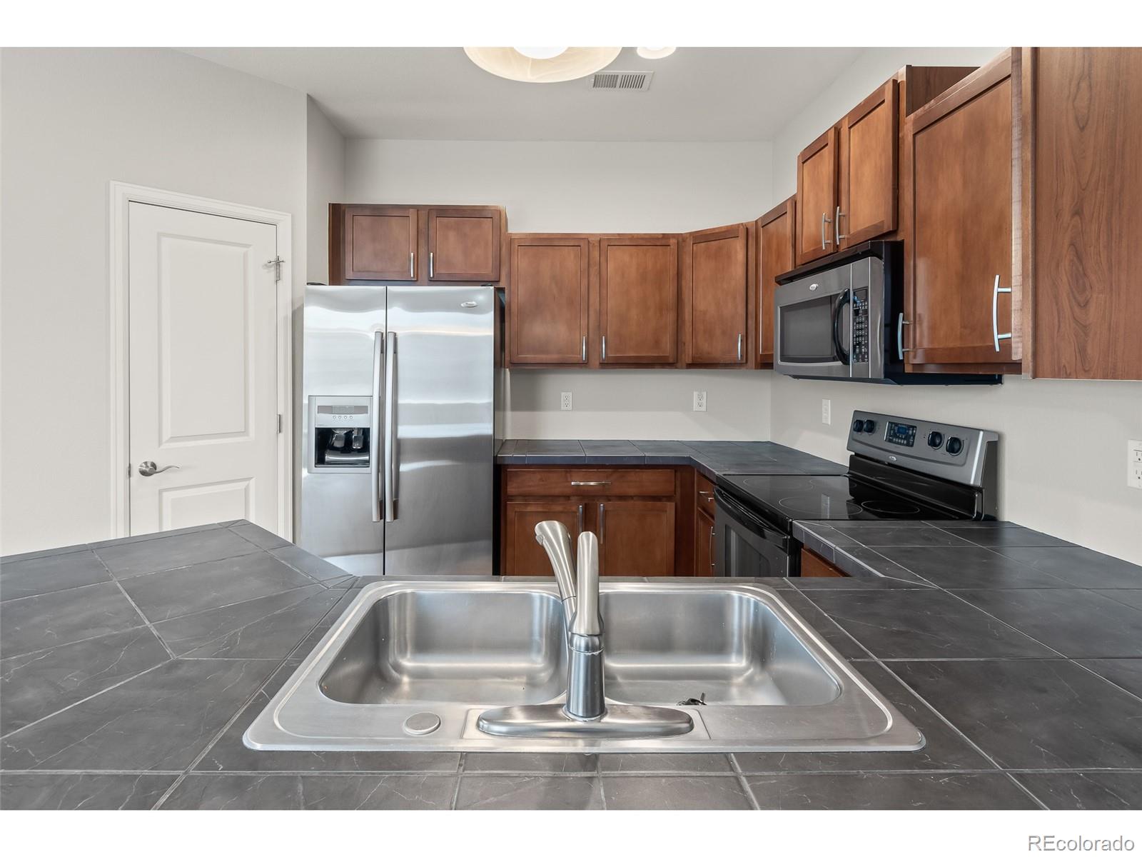 MLS Image #17 for 15397 w 66th drive a,arvada, Colorado