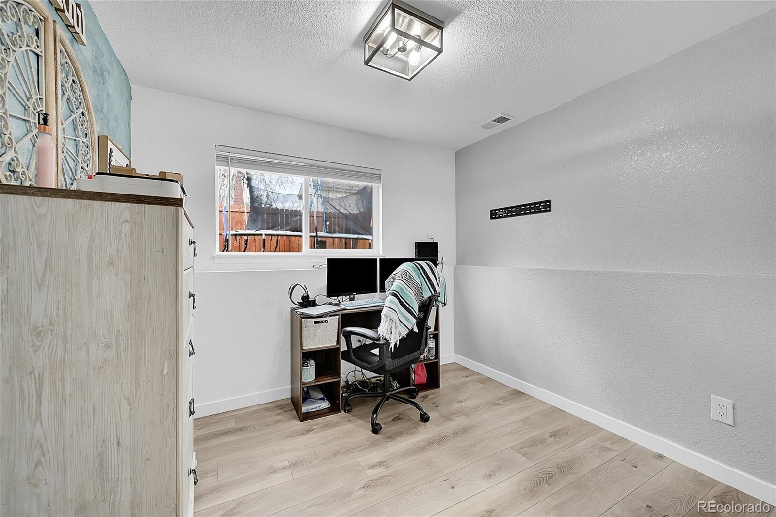 MLS Image #18 for 4783  dearborn street,denver, Colorado