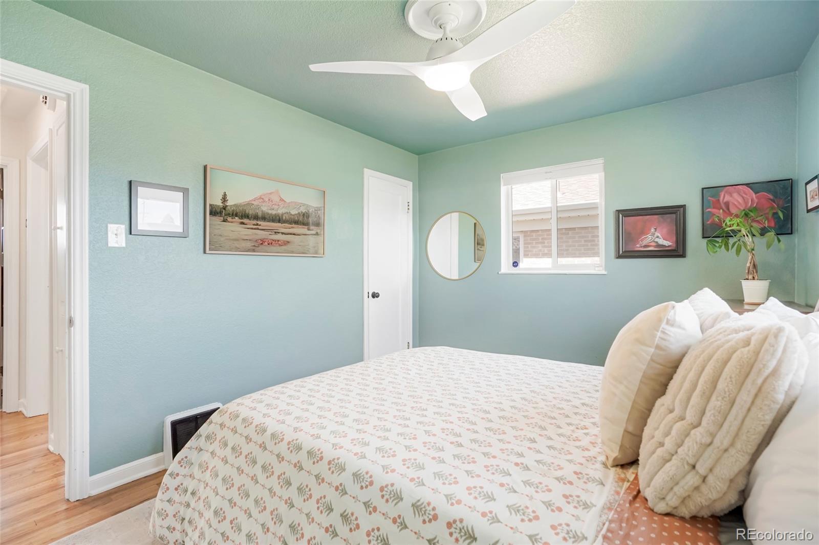 MLS Image #9 for 3385  locust street,denver, Colorado