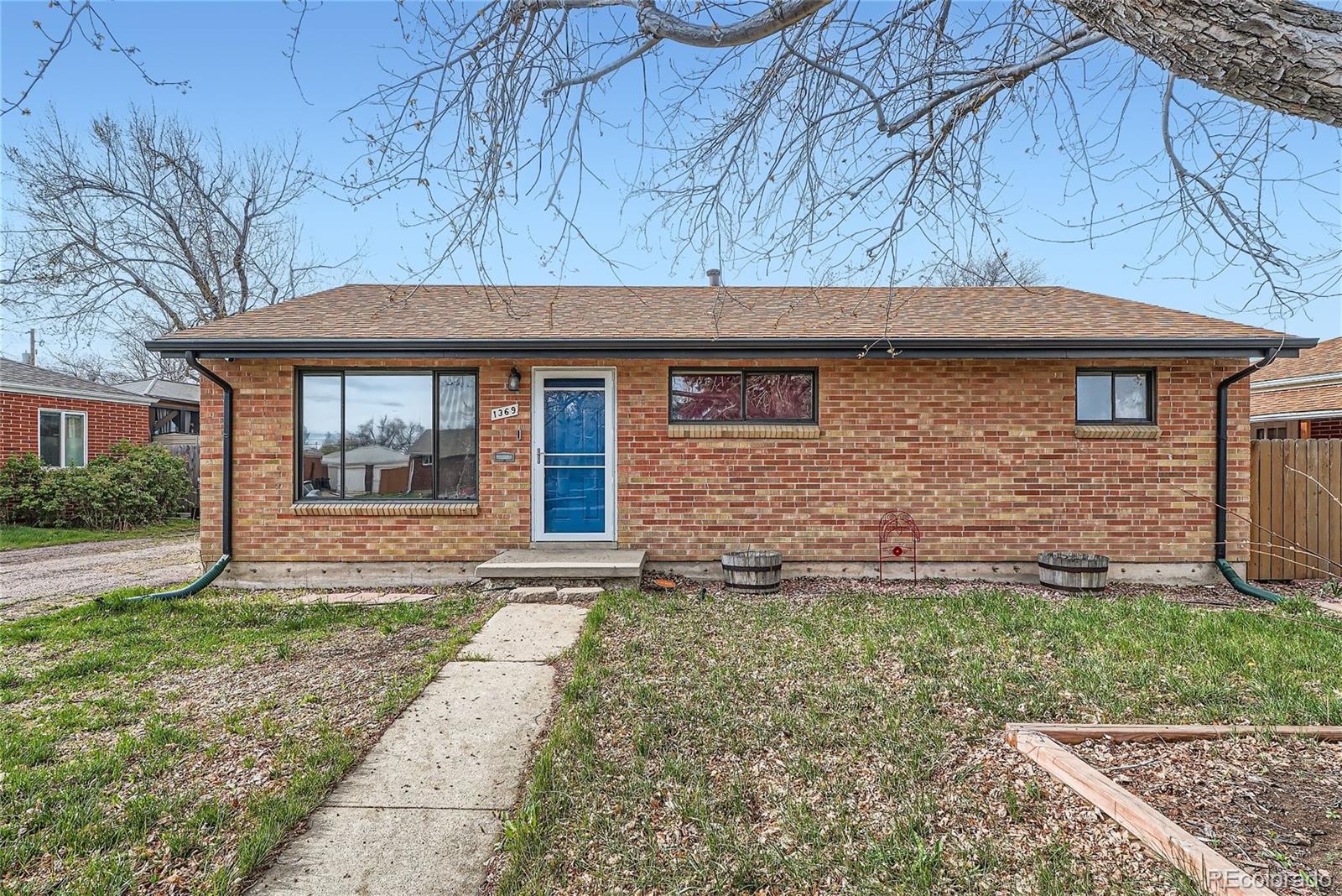 MLS Image #0 for 1369 s vrain way,denver, Colorado