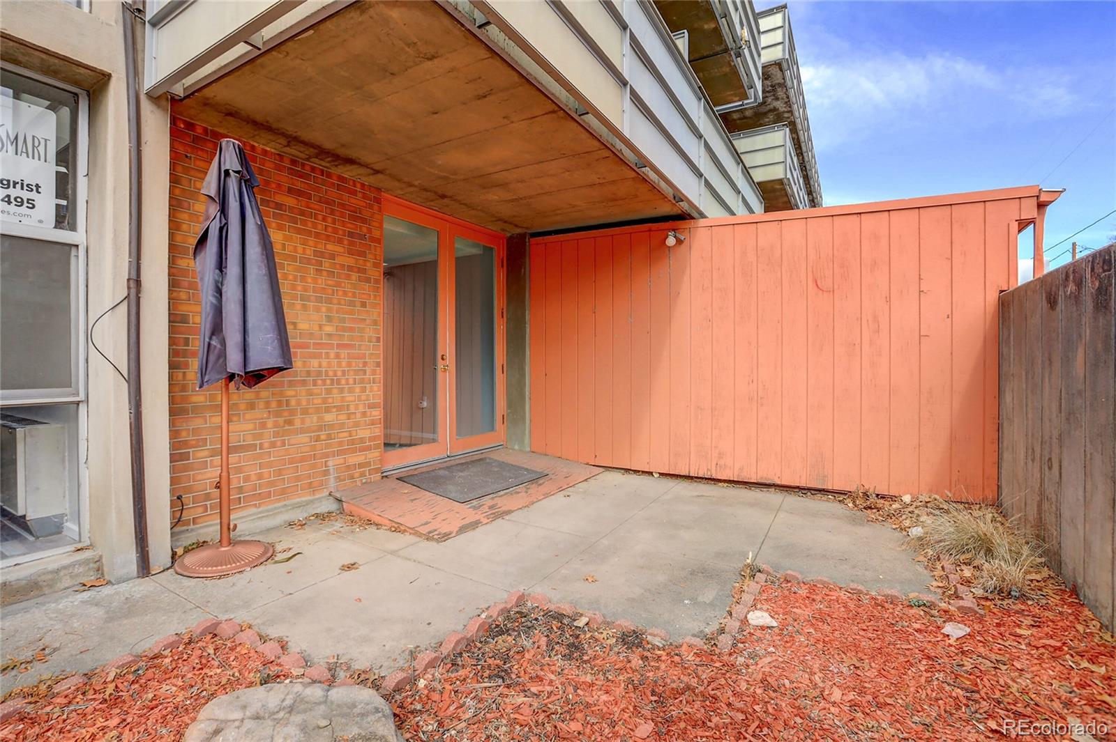 MLS Image #11 for 2500 s york street,denver, Colorado