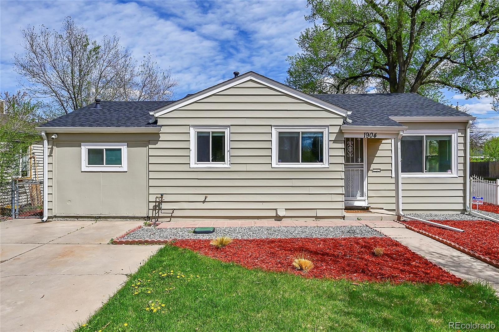 MLS Image #1 for 1904  iola street,aurora, Colorado