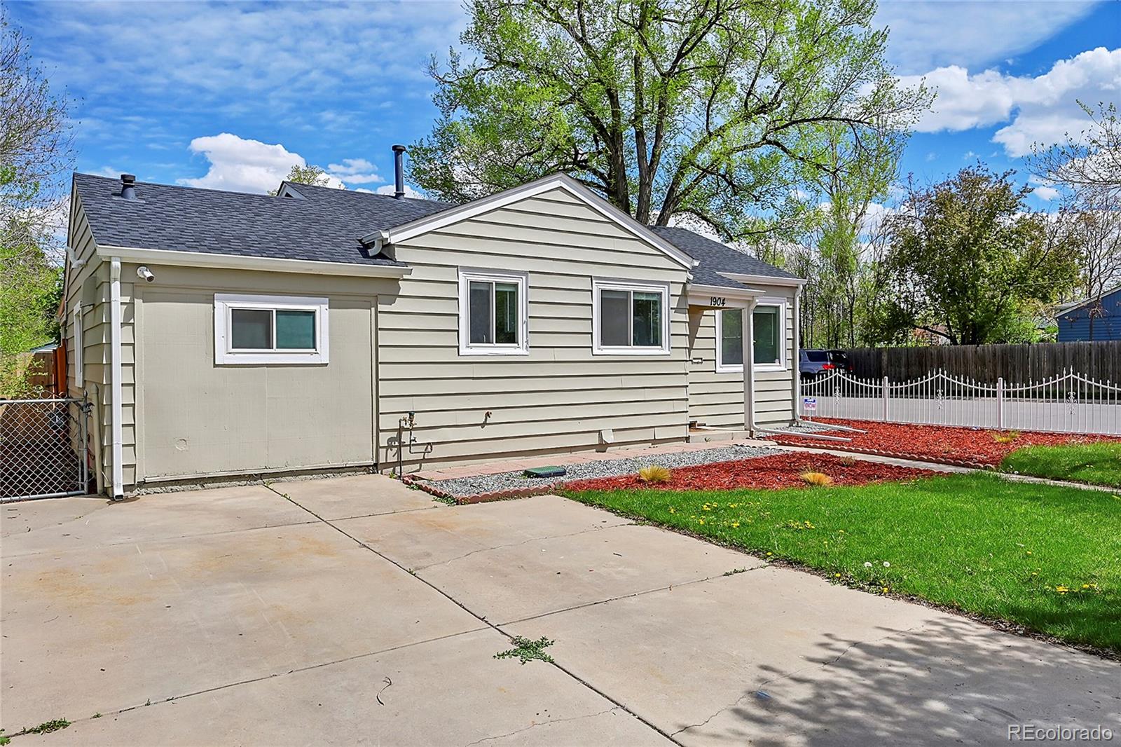 MLS Image #29 for 1904  iola street,aurora, Colorado