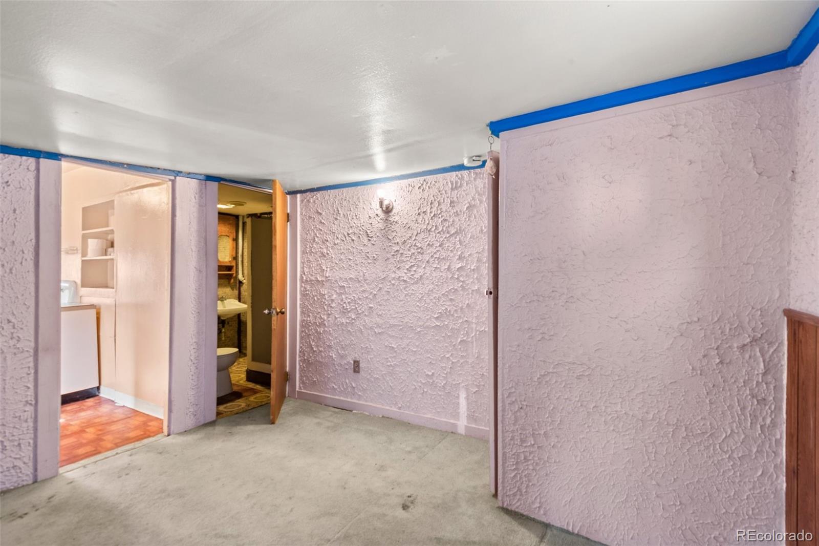 MLS Image #19 for 664  knox court,denver, Colorado