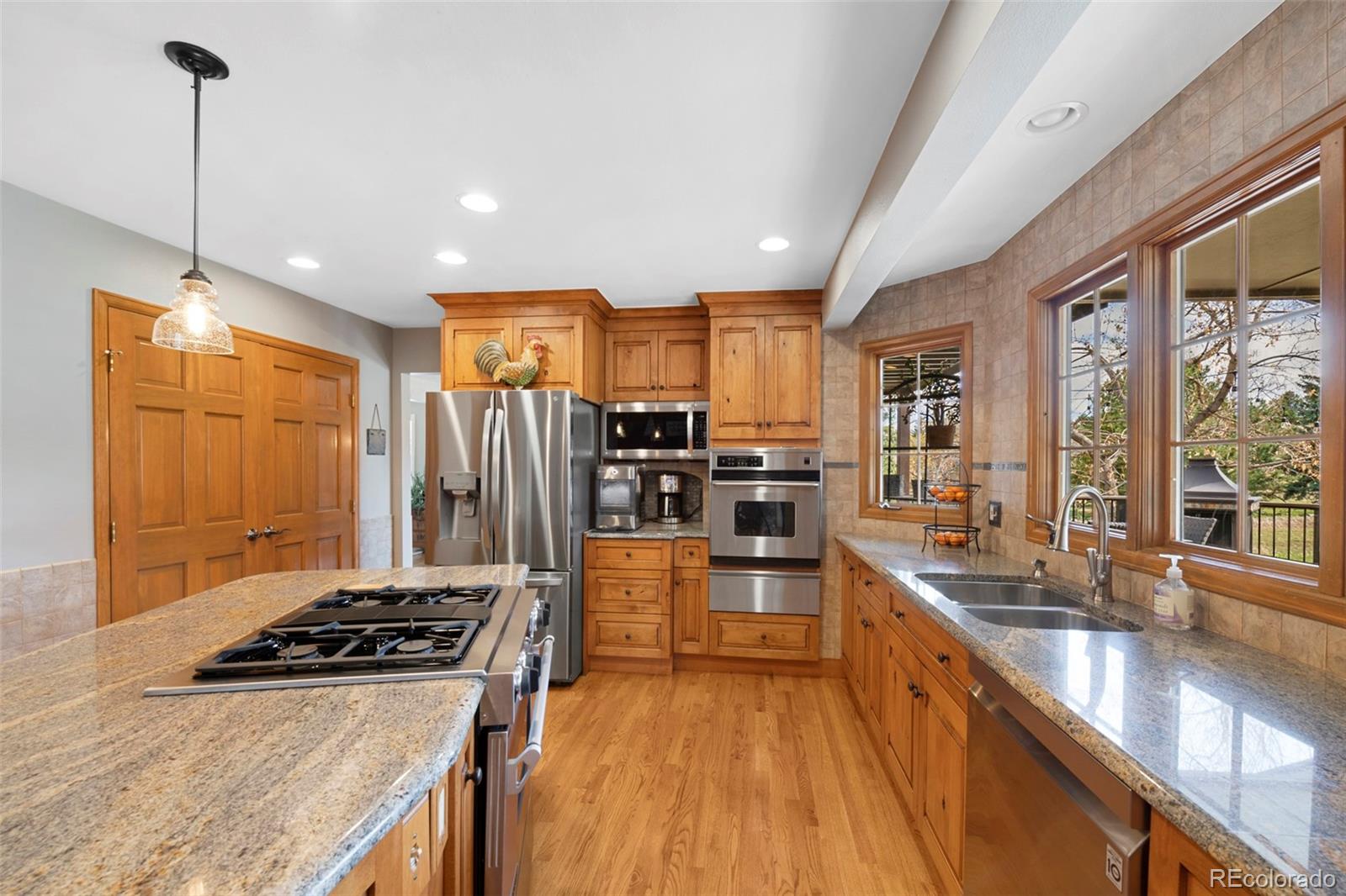 MLS Image #13 for 6  bobcat lane,littleton, Colorado