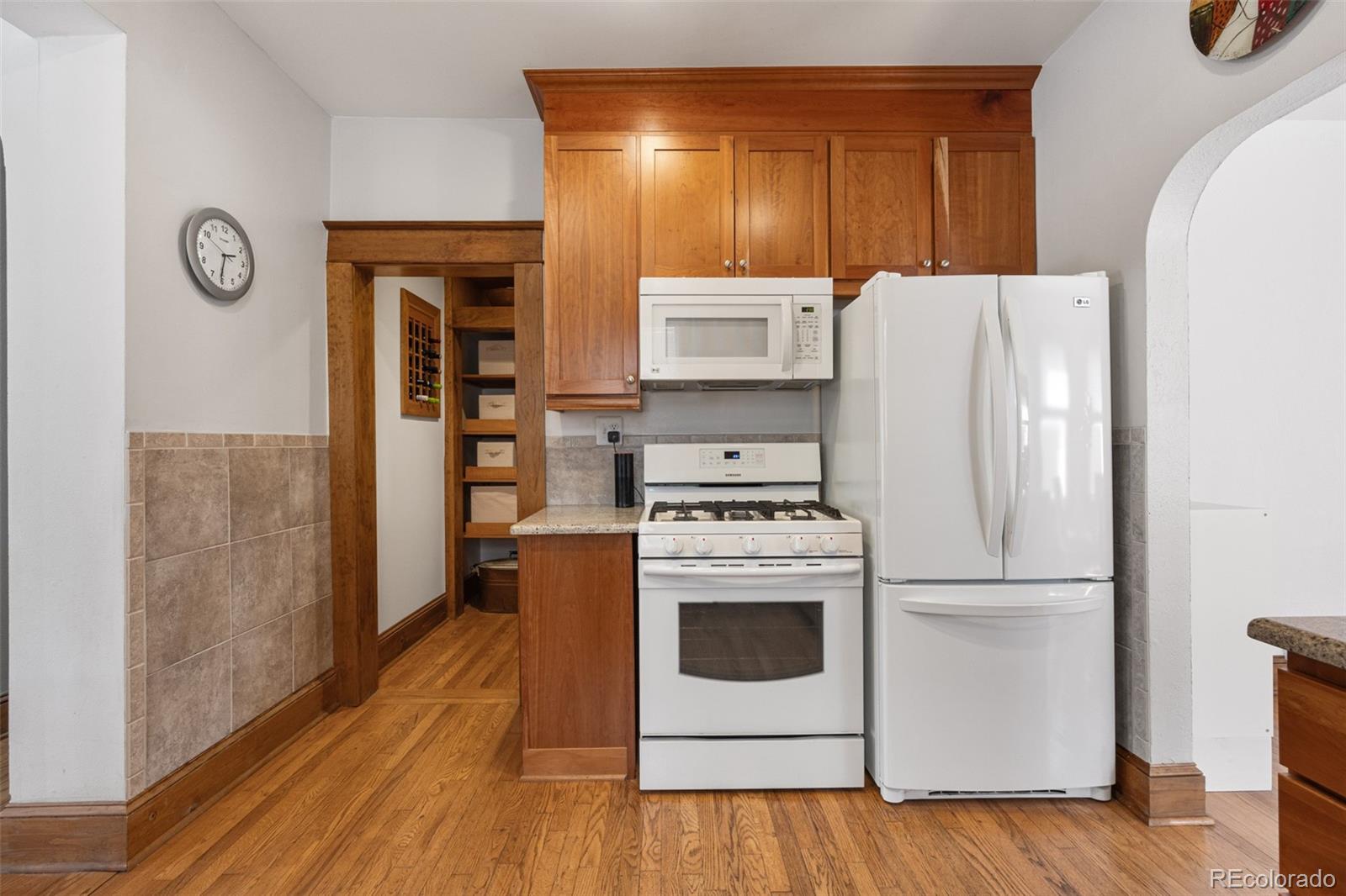 MLS Image #20 for 1475 s grant street,denver, Colorado