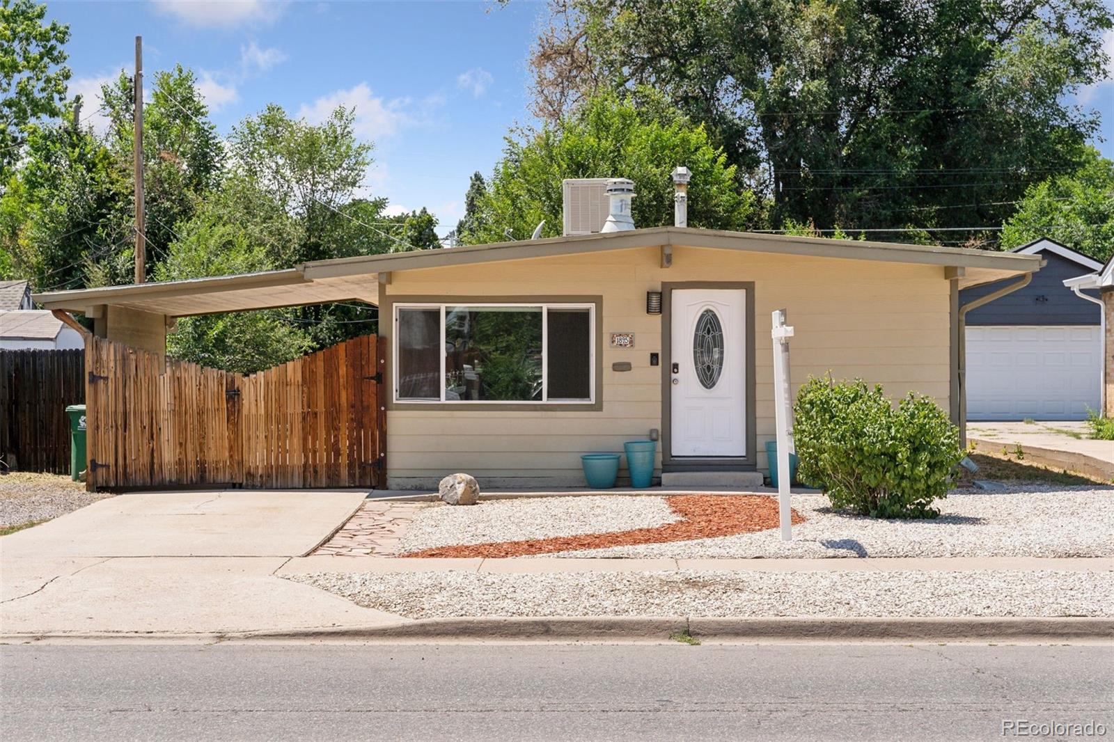 MLS Image #1 for 1895 s zuni street,denver, Colorado